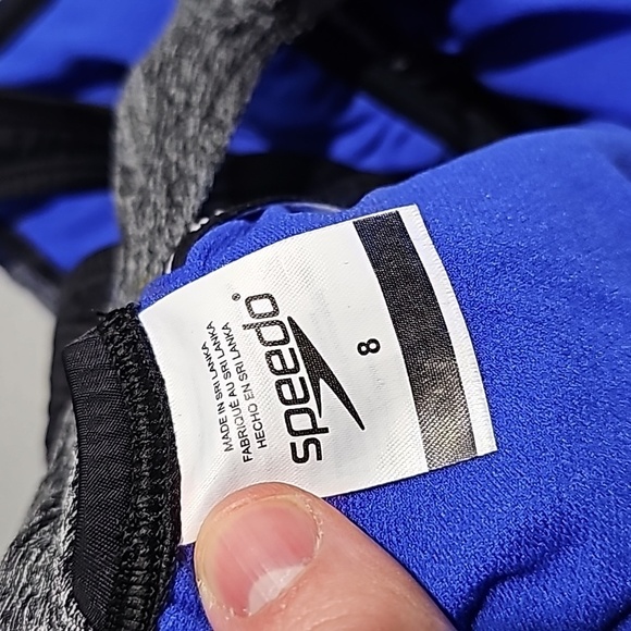 Speedo size 8 black/gray/blue one piece swim suite - Picture 6 of 7